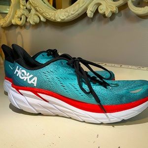 🔸SOLD🔸 NEW Men’s Hoka Clifton 8, Size 9.5